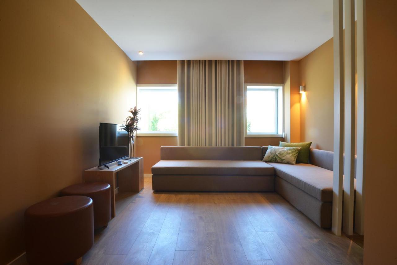 Spot Family Apartments Porto Bagian luar foto