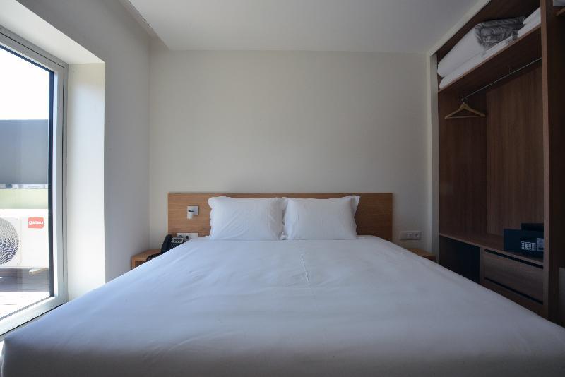 Spot Family Apartments Porto Bagian luar foto